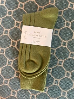 Olive 100% Cashmere Men's Dress Socks US size 7-10 NWT